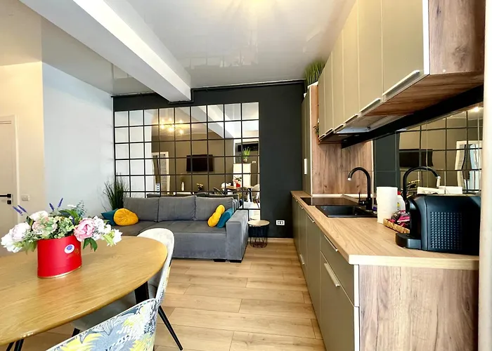 Seaside Mamaia Nord 公寓 那沃达利